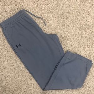 Under Armour gray pants